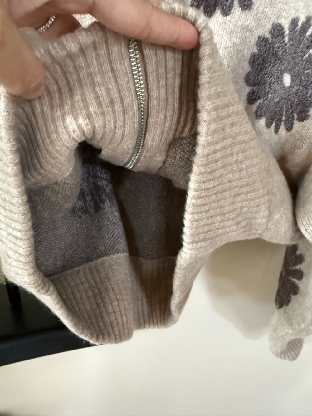 Sandro floral-appliqué zip-up cardigan - Picture 6 of 8